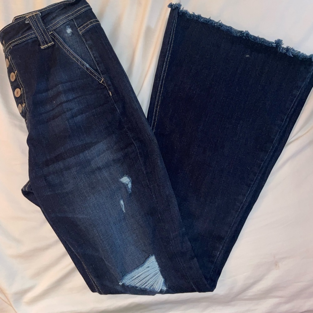 KanCan FLARE jeans.